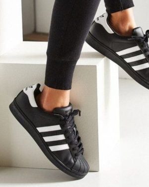 Adidas superstar